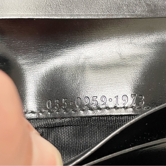 Gucci black monogram embossed suede leather wallet - Picture 11 of 11